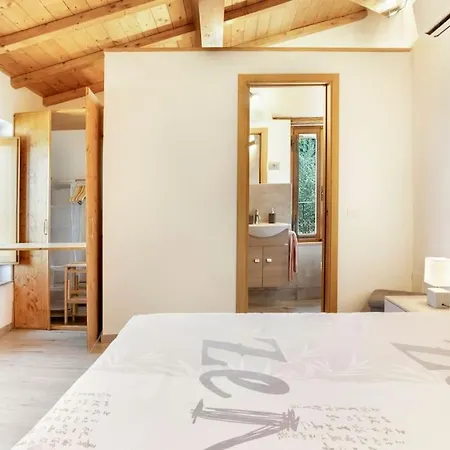 Tower House With Emotional Shower Ancaiano